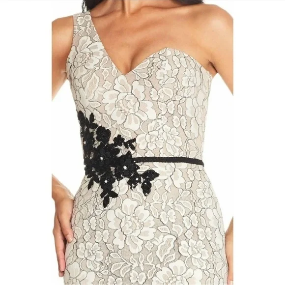 Dress the Population One-Shoulder Floral Dress in Black and Cream - Picture 1 of 6